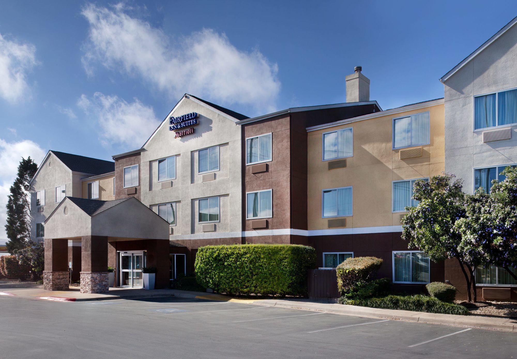 Fairfield Inn & Suites Austin University Area Exterior foto